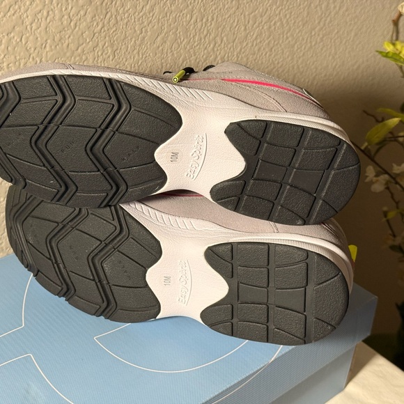 Easy Spirit’s Romy  Gray and Pink Athletic Shoes with Vibrant Accents - Picture 7 of 8